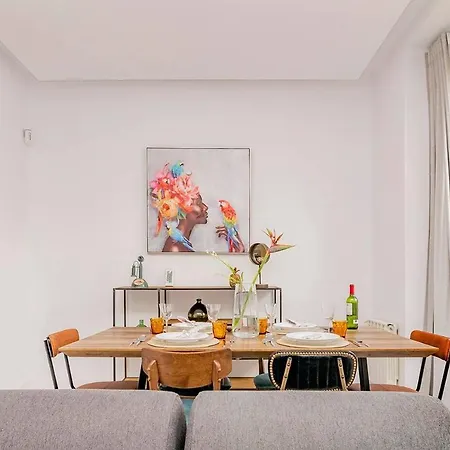 Apartment With Balconies In La Latina By Batuecas Madrid Buitenkant foto